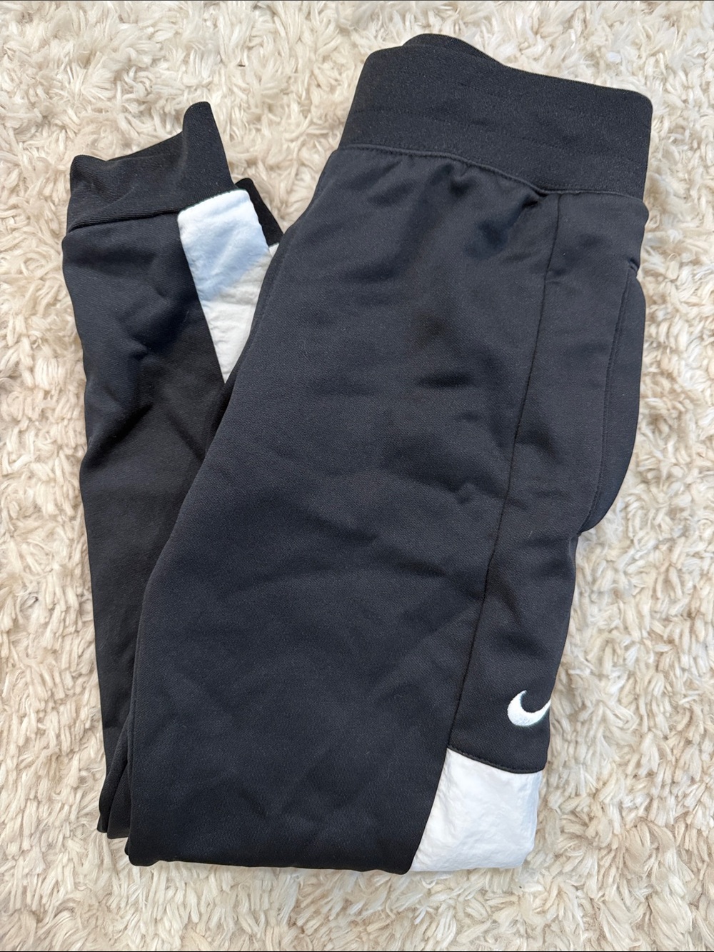 Nike Elite Therma-FIT Boys Black White Basketball Pants Size Small